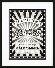 Load image into Gallery viewer, Tavla med familjen-cirkus poster
