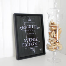 Ladda upp bild till gallerivisning, Tavla i kök med svensk text om min kopp te
